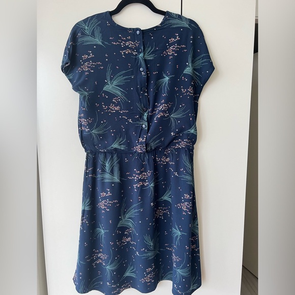 Patterned Mini-Dress - Picture 3 of 3